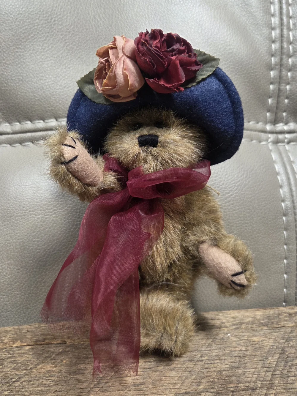 Vintage Boyds Bears Aunt Yvonne Dubeary Plush Jointed Teddy Bear Style 918450